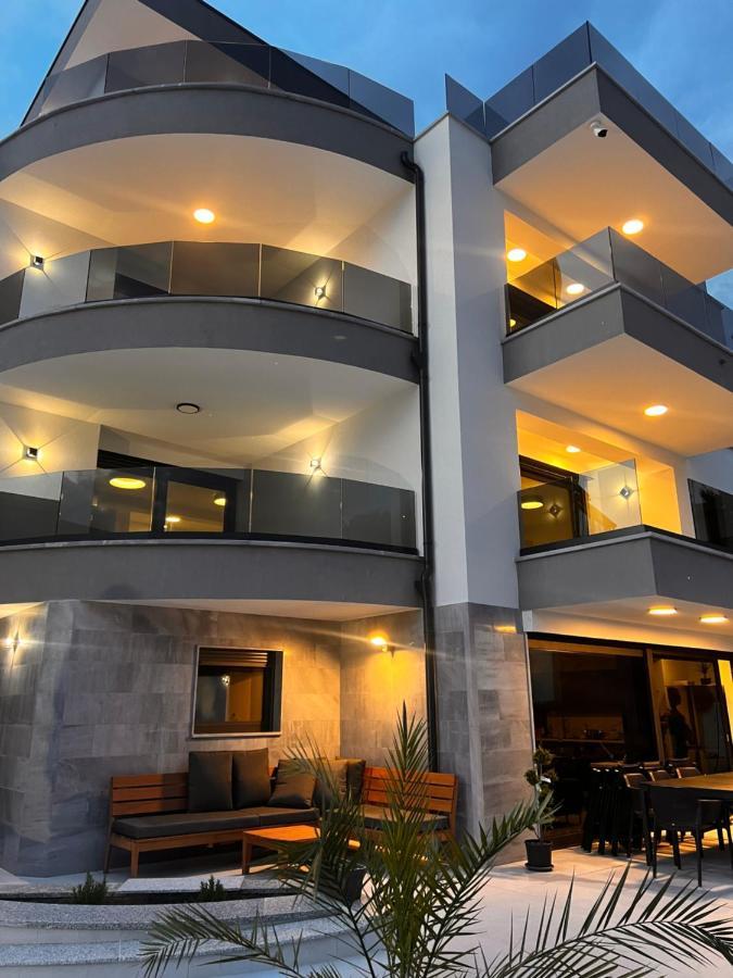 White Pearl Apartments - New Grebaštica エクステリア 写真