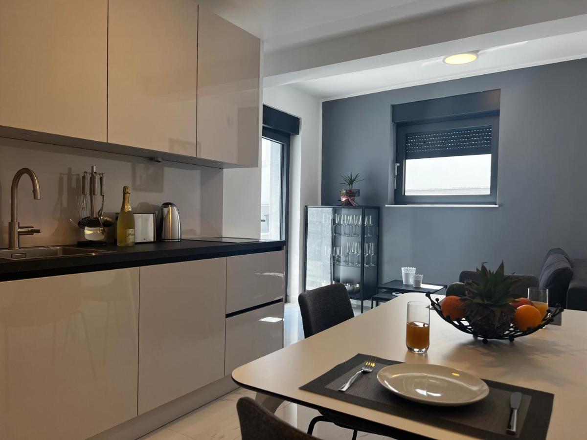 White Pearl Apartments - New Grebaštica エクステリア 写真