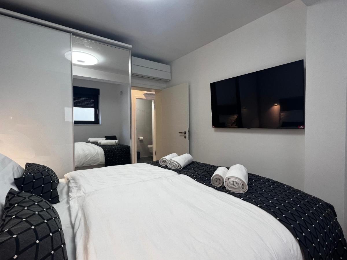 White Pearl Apartments - New Grebaštica エクステリア 写真