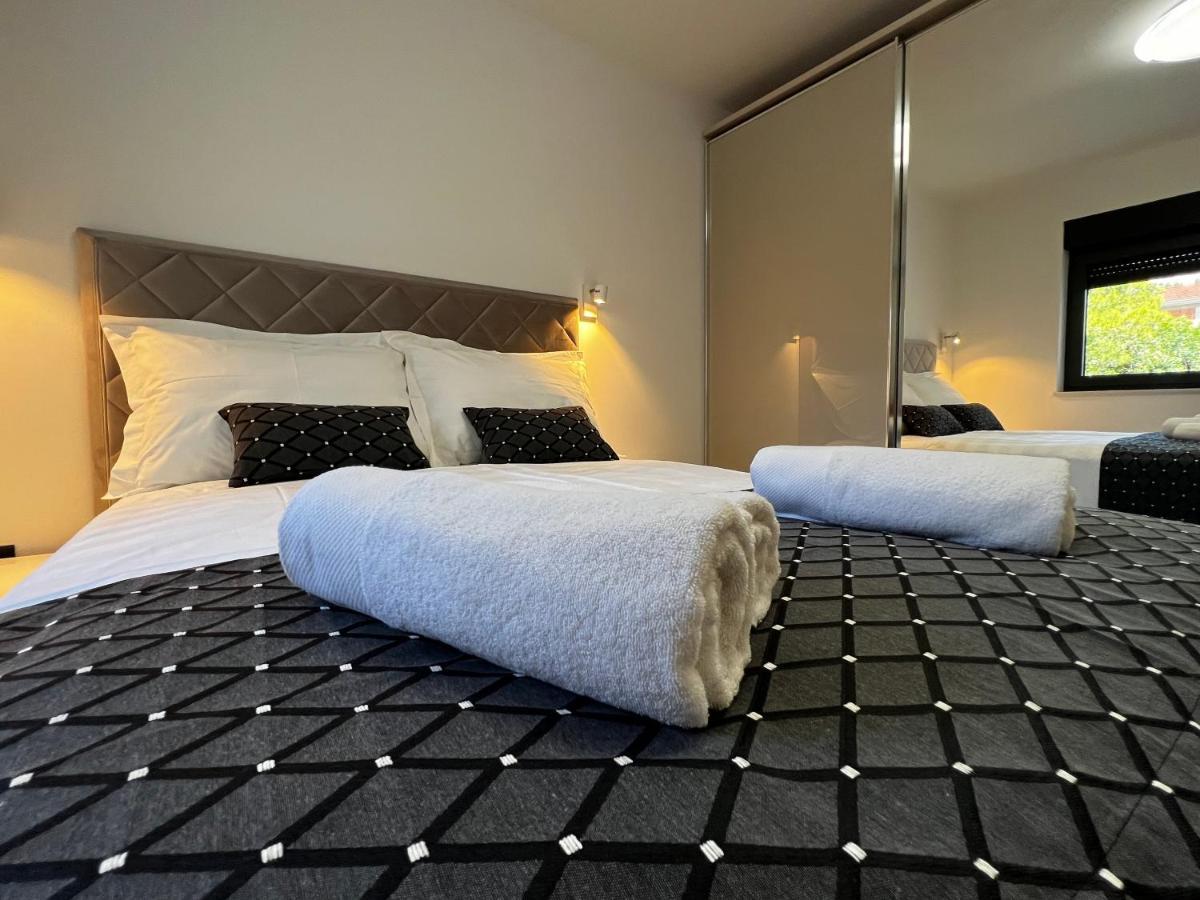 White Pearl Apartments - New Grebaštica エクステリア 写真