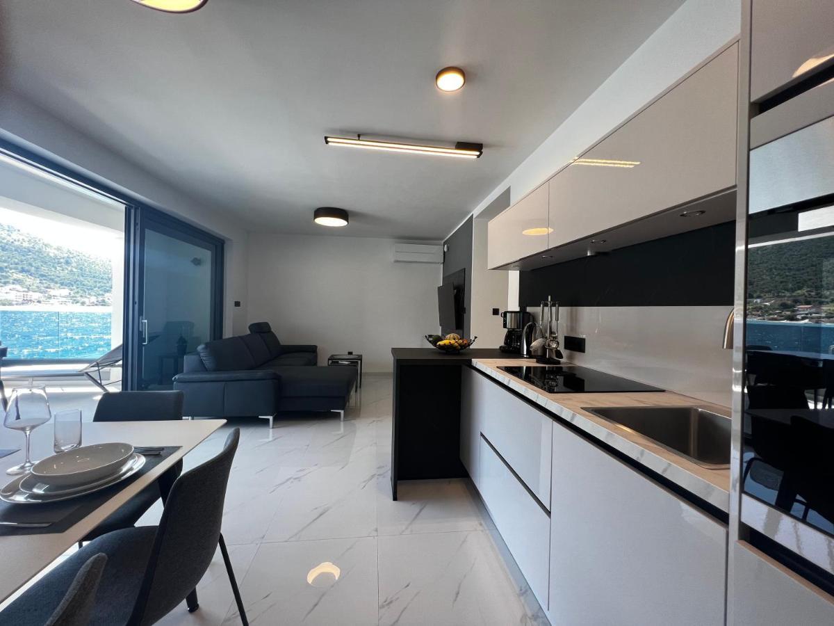 White Pearl Apartments - New Grebaštica エクステリア 写真