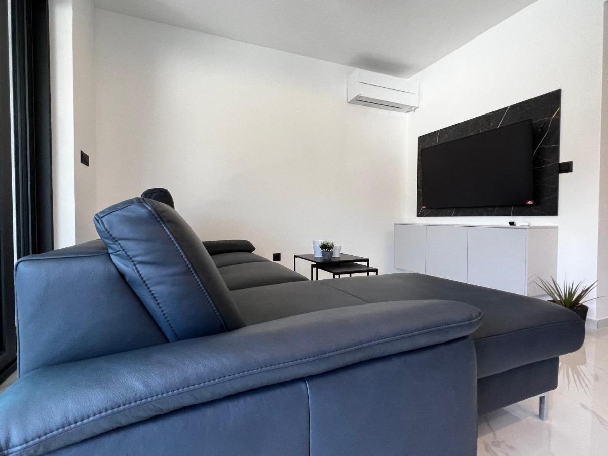 White Pearl Apartments - New Grebaštica エクステリア 写真