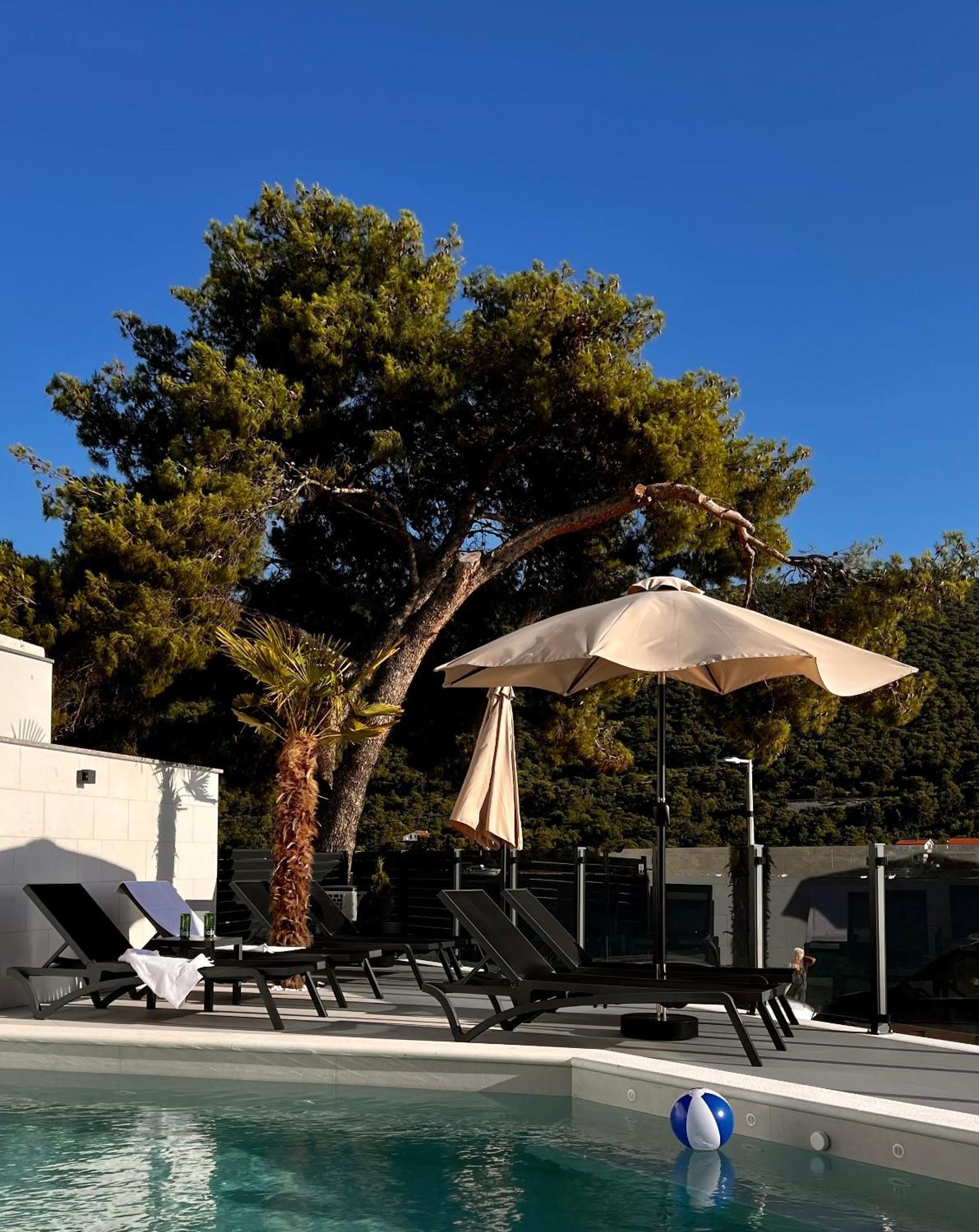 White Pearl Apartments - New Grebaštica エクステリア 写真